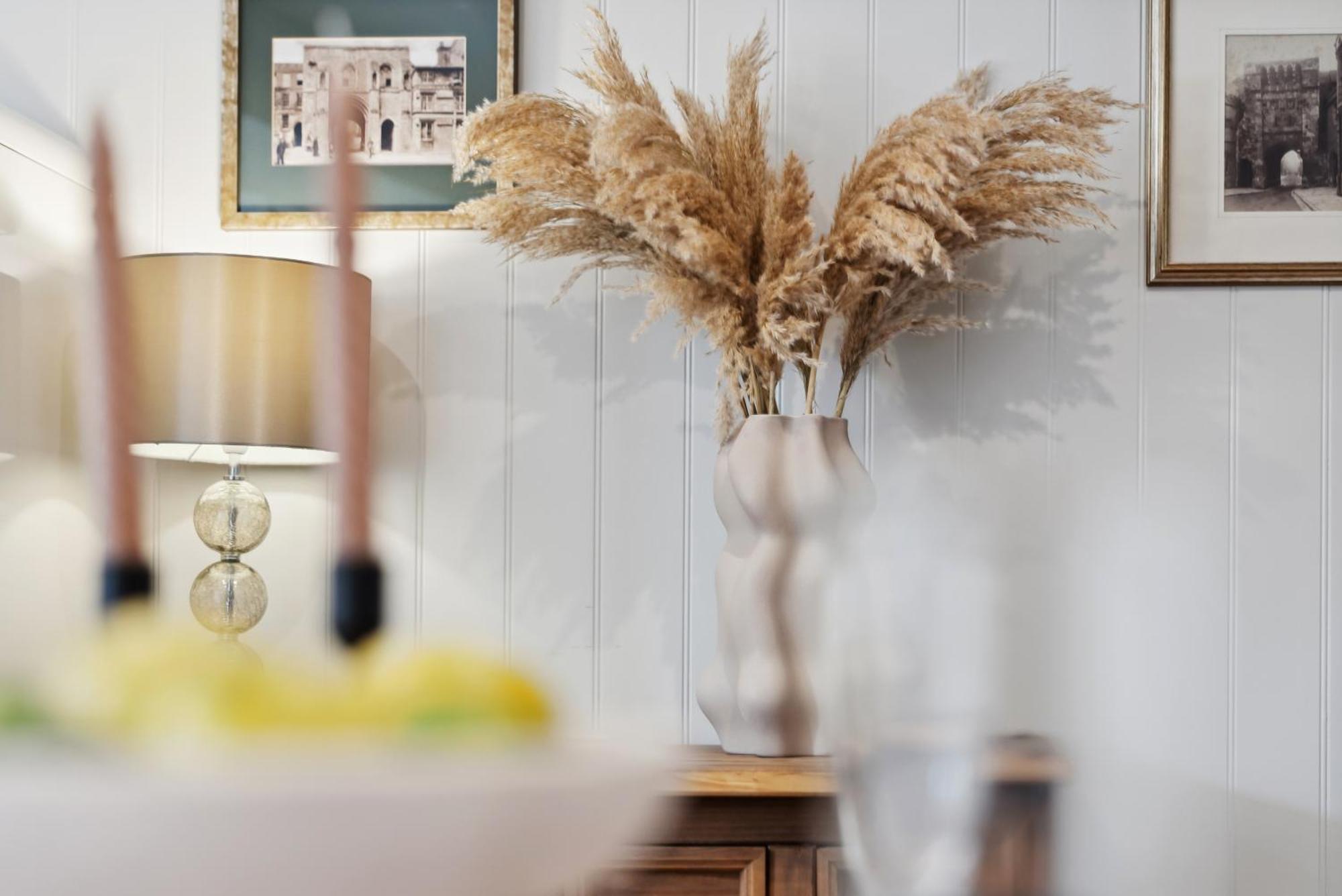 2 Bedrooms Stunning Westgate Cottage Retreat, Central Winchester, Free On-Street Parking Permit, With Garden Close To Cathedral - Sleeps 6, Pets Are Welcome, Summer Special Offer! - By Blue Puffin Stays מראה חיצוני תמונה